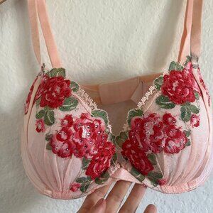 Victoria's Secret Angel Floral Bra